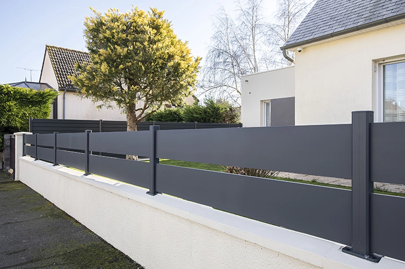 Clôture de la vie privée en plein air de clôtures décoratives de clôture en  aluminium - Chine Clôture de jardin et Clôtures de jardin prix